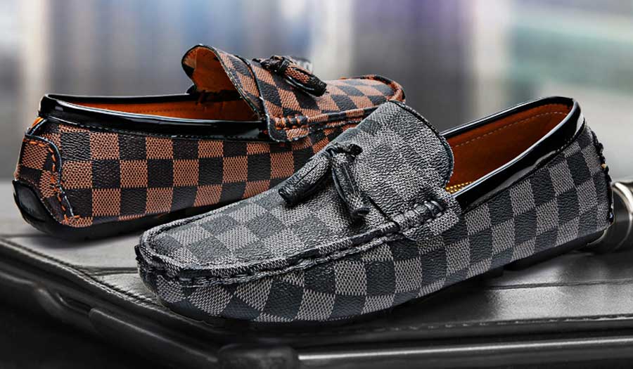 Men's check pattern tassel on top slip on shoe loafers